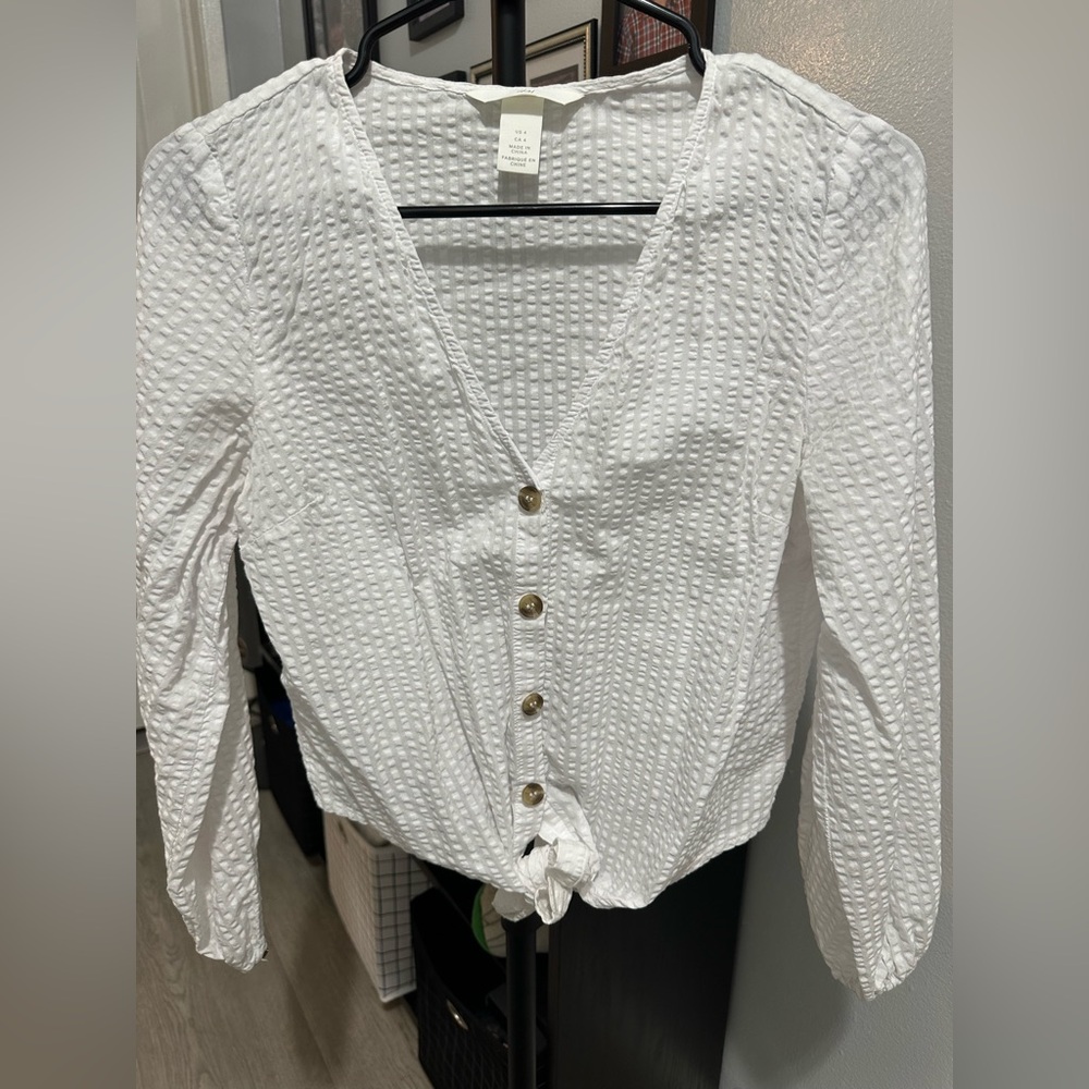 H&M White Button-Up Textured Women's Top